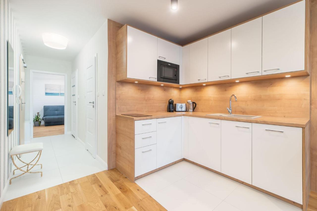 Apart111 Apartament Rodzinny 3 Pokoje - 2 Sypialnie- Sauna, Silownia โควอบเซก ภายนอก รูปภาพ