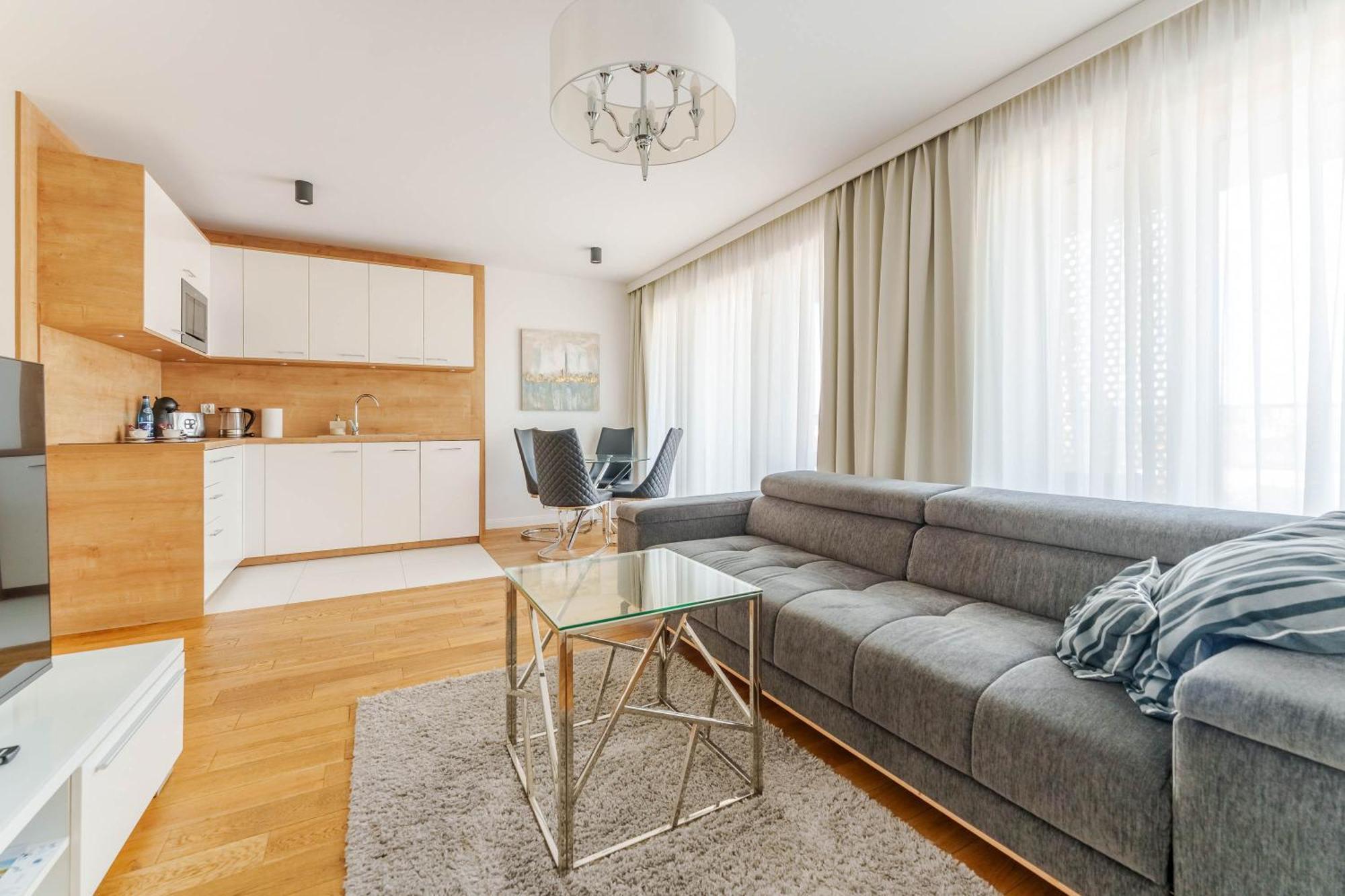 Apart111 Apartament Rodzinny 3 Pokoje - 2 Sypialnie- Sauna, Silownia โควอบเซก ภายนอก รูปภาพ