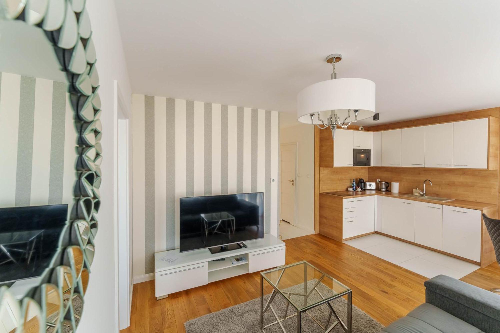 Apart111 Apartament Rodzinny 3 Pokoje - 2 Sypialnie- Sauna, Silownia โควอบเซก ภายนอก รูปภาพ
