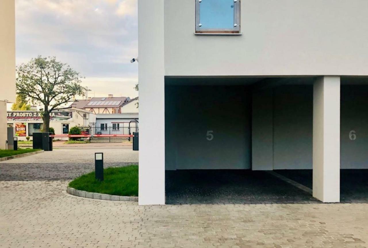 Apart111 Apartament Rodzinny 3 Pokoje - 2 Sypialnie- Sauna, Silownia โควอบเซก ภายนอก รูปภาพ